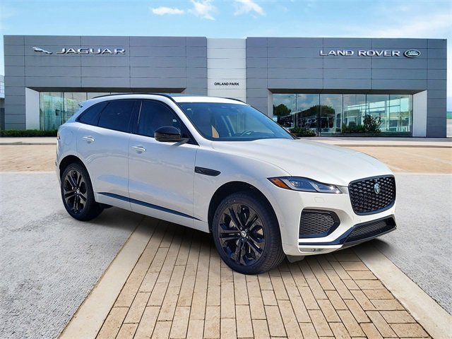New 2026 Jaguar F-PACE R-Dynamic S image 3