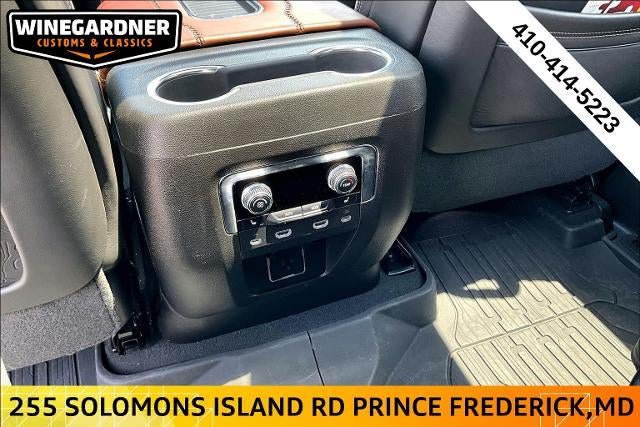 Used 2023 GMC Yukon Denali Ultimate w/ LPO, Floor Liner Package AWD/4WD image 10
