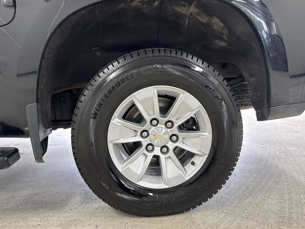 Used 2023 Chevrolet Silverado 1500 LT w/ Protection Package AWD/4WD image 10