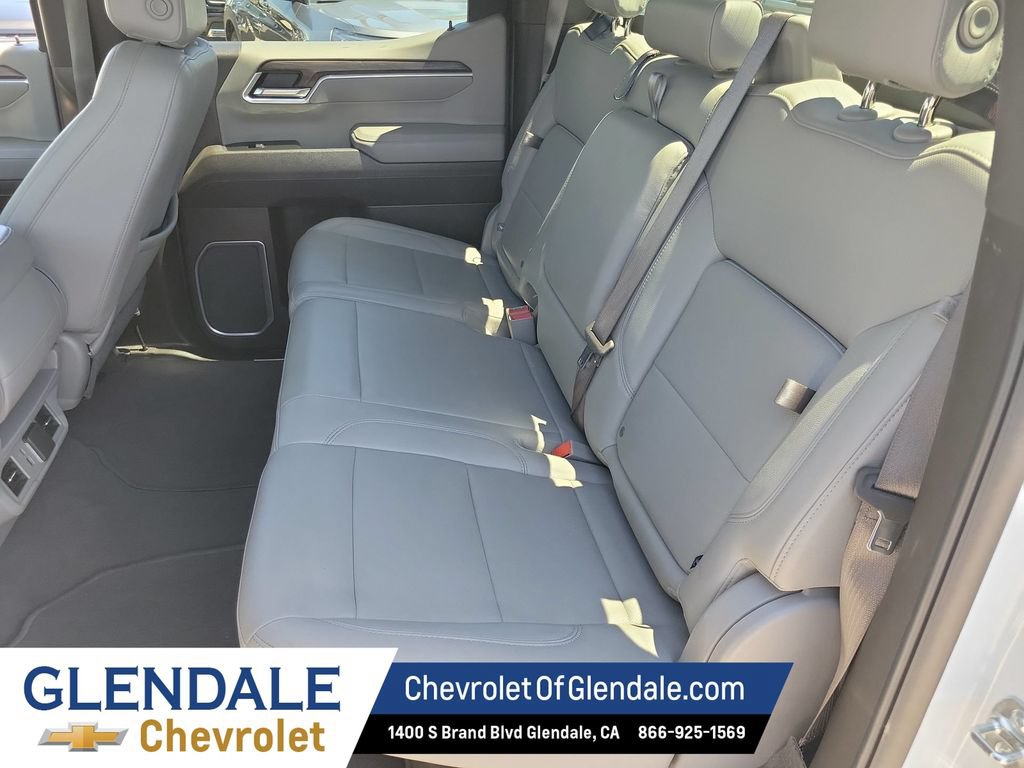 Certified 2025 GMC Sierra 1500 SLT RWD image 21