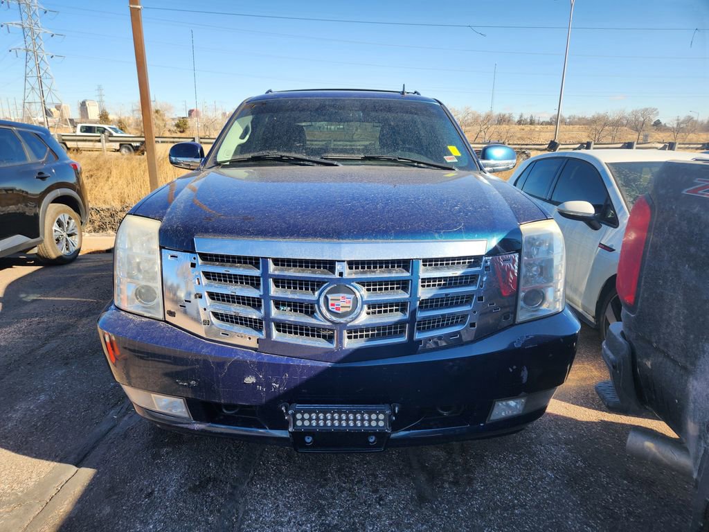 Used 2007 Cadillac Escalade EXT image 2