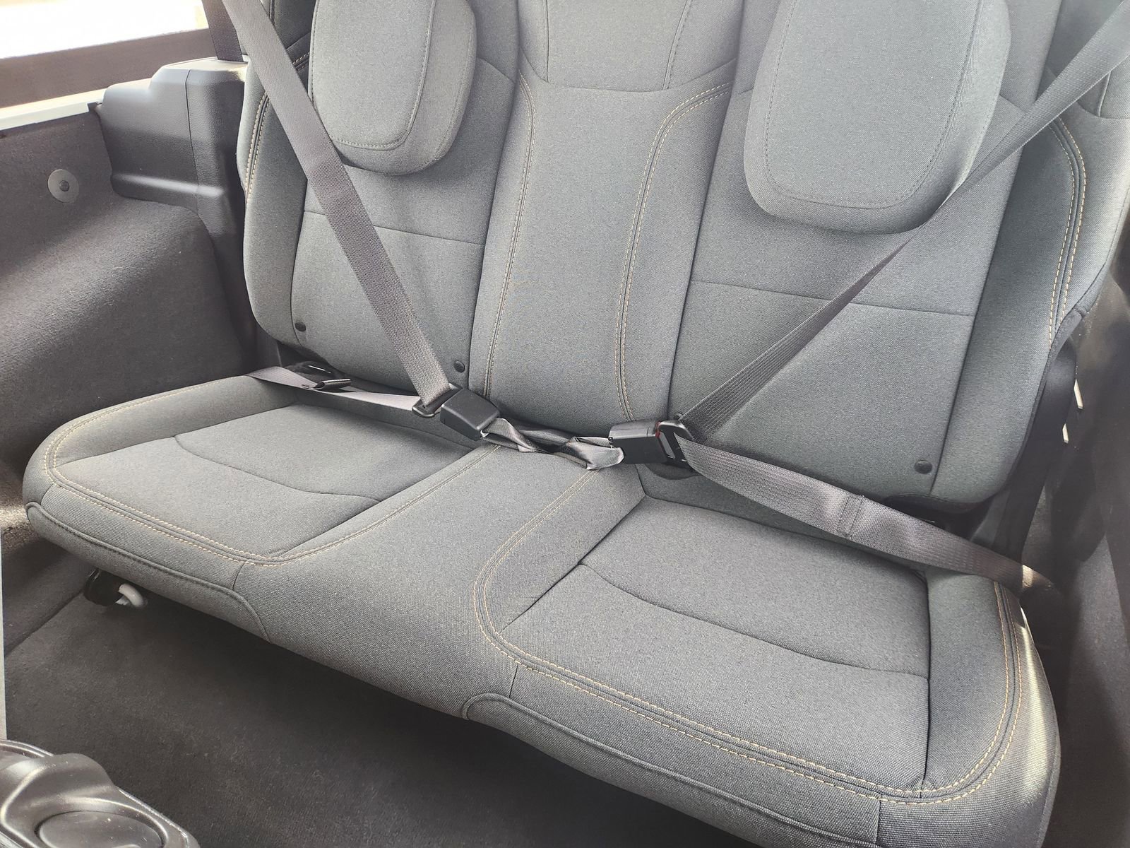 Used 2024 Jeep Wrangler Sport image 28