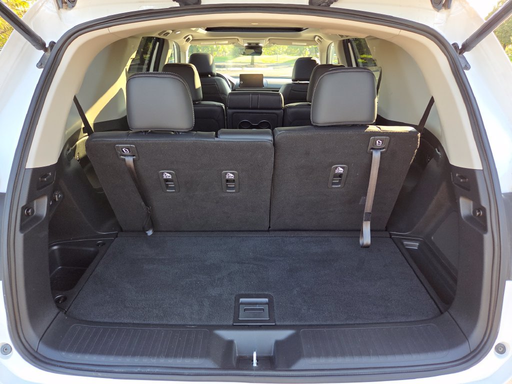 Certified 2025 Honda Pilot Elite image 32