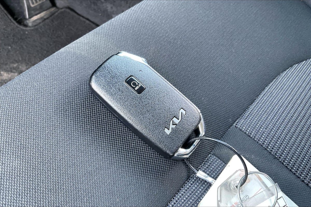 Used 2023 Kia K5 LXS FWD image 11