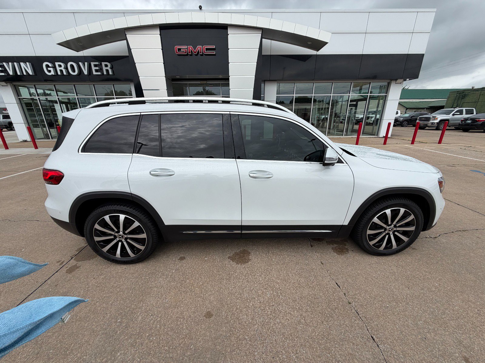 Used 2023 Mercedes-Benz GLB 250 4MATIC image 26