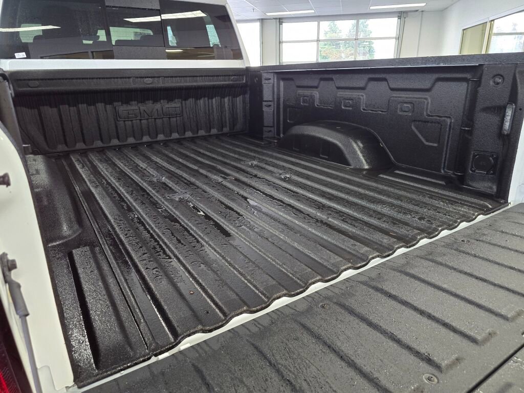 Used 2025 GMC Sierra 3500 Denali w/ Denali Reserve Package image 20