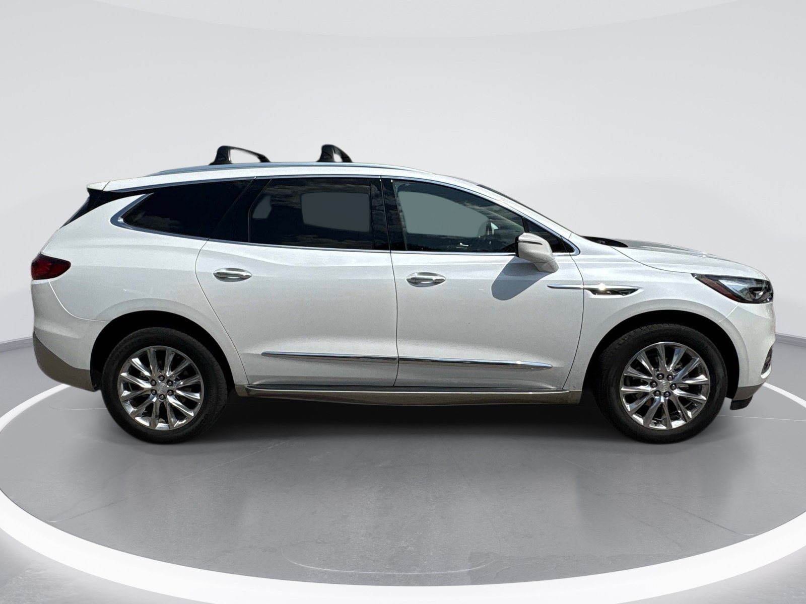 Used 2021 Buick Enclave Premium w/ Sun and Sites Package FWD image 9