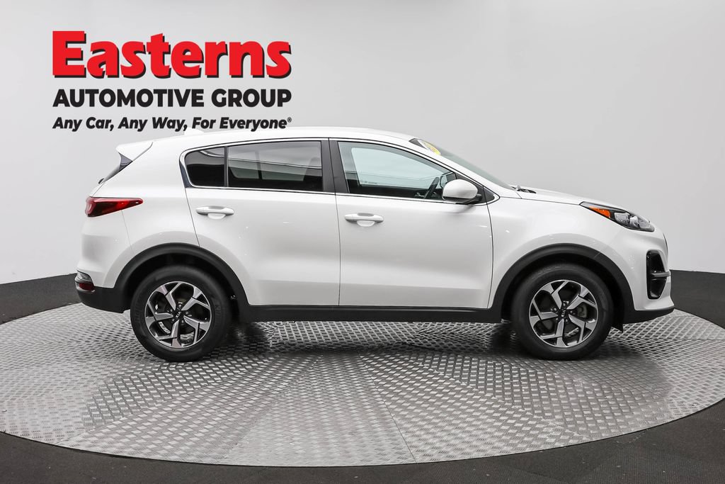 Used 2022 Kia Sportage LX FWD image 5