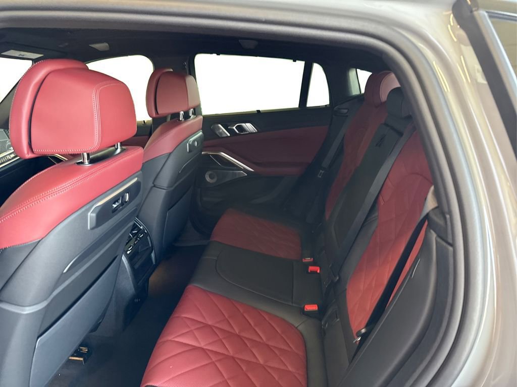 New 2026 BMW X6 M60i w/ Executive Package image 10
