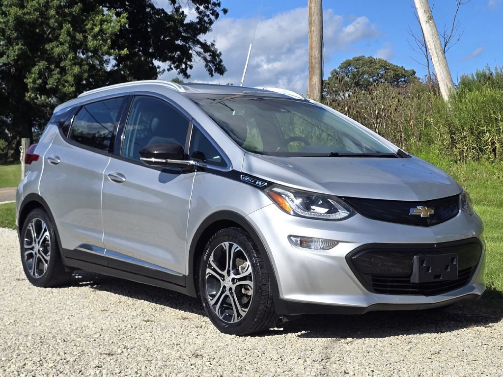 Used 2018 Chevrolet Bolt Premier w/ Driver Confidence II Package FWD image 7