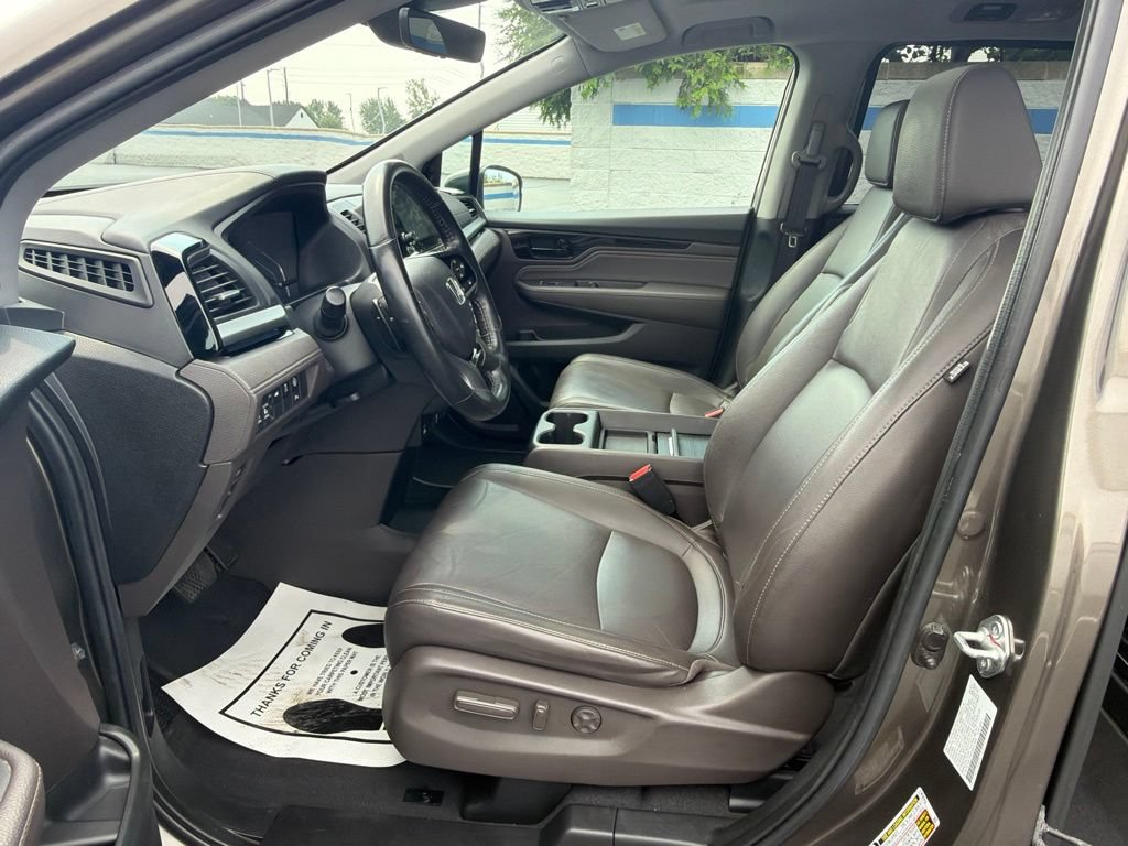 Certified 2022 Honda Odyssey Touring image 17