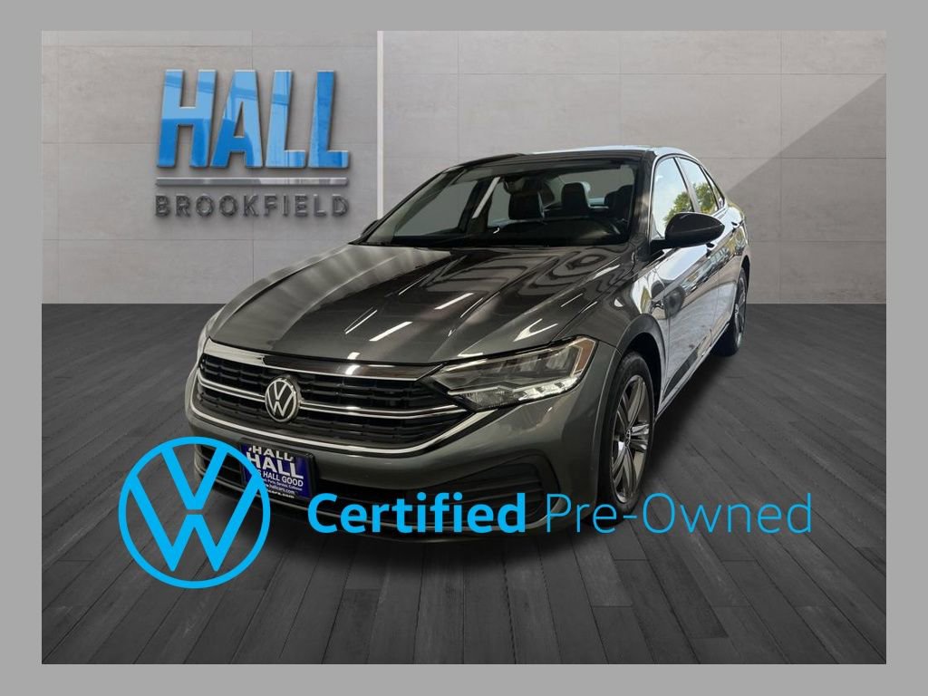 Certified 2022 Volkswagen Jetta SE