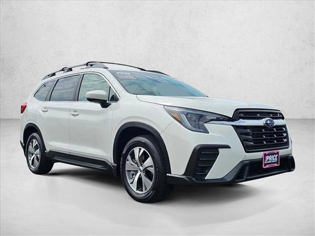 Used 2024 Subaru Ascent Premium w/ Convenience Package image 3