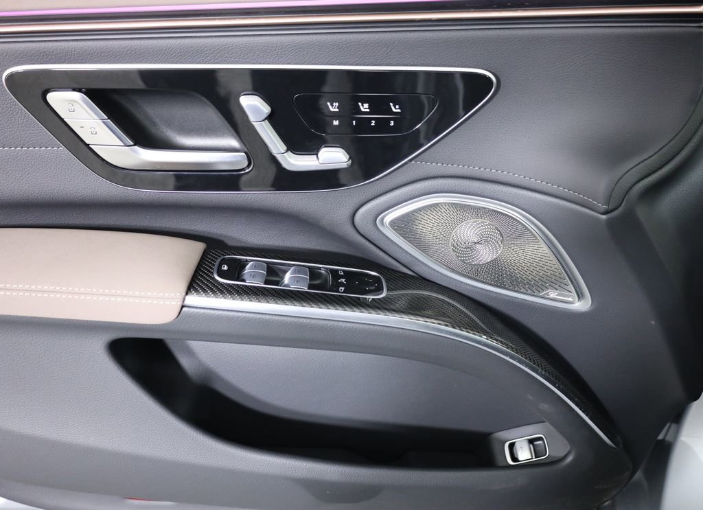 Used 2025 Mercedes-Benz EQS AMG 4MATIC image 9