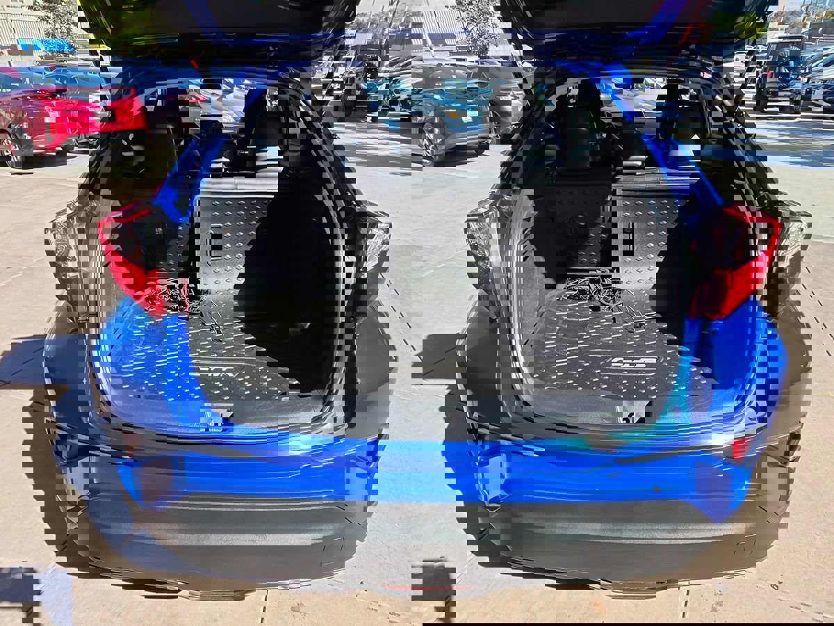 Used 2020 Toyota C-HR Limited FWD image 19