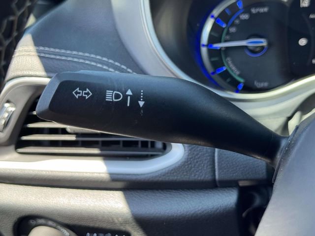 Used 2024 Chrysler Pacifica Limited FWD image 25