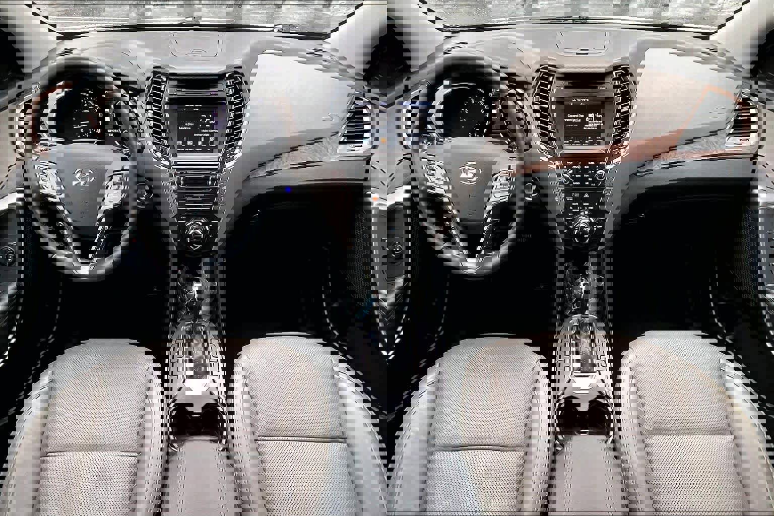 Used 2018 Hyundai Santa Fe Sport image 15