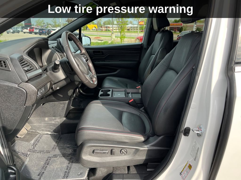 Used 2025 Honda Odyssey Sport-L image 12