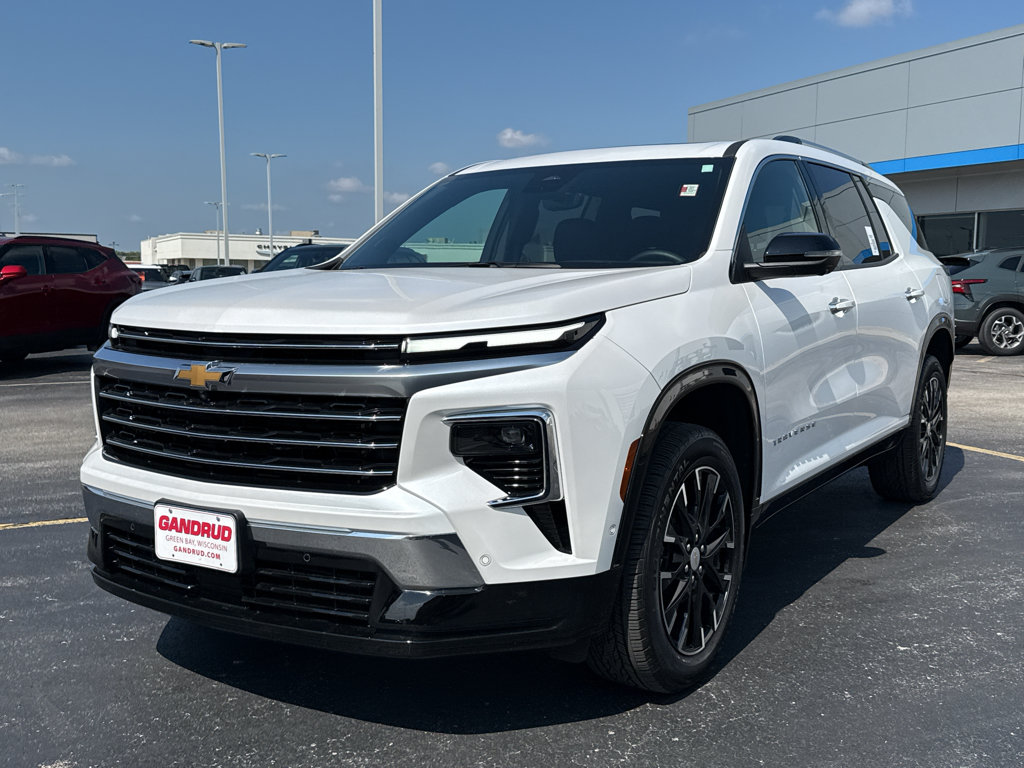 Certified 2024 Chevrolet Traverse RS AWD/4WD image 2