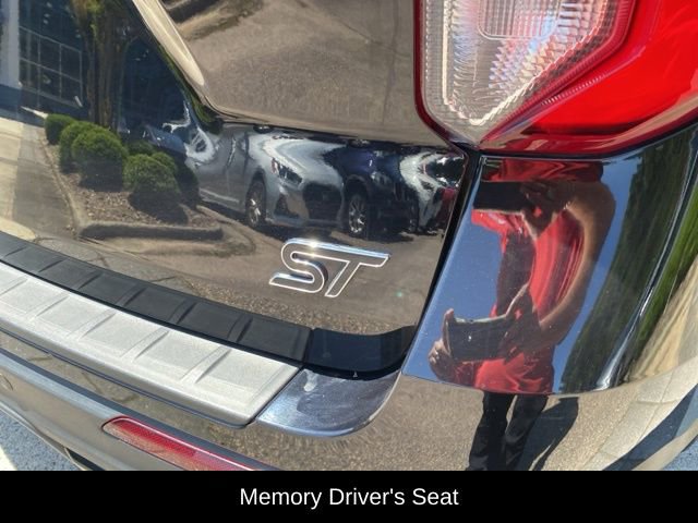 Used 2023 Ford Explorer ST w/ Equipment Group 401A image 11