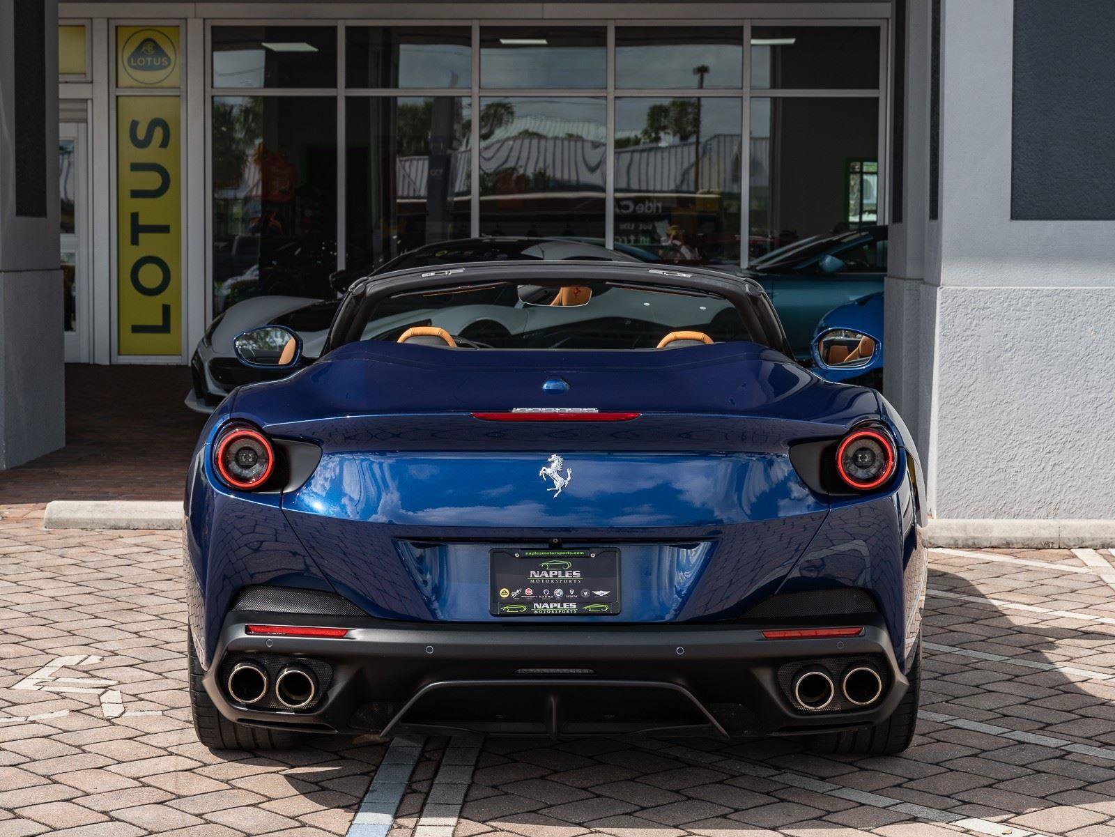 Used 2019 Ferrari Portofino RWD image 18