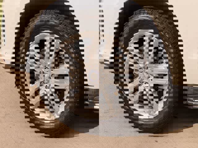 Used 2017 Mercedes-Benz GLS 450 4MATIC image 9