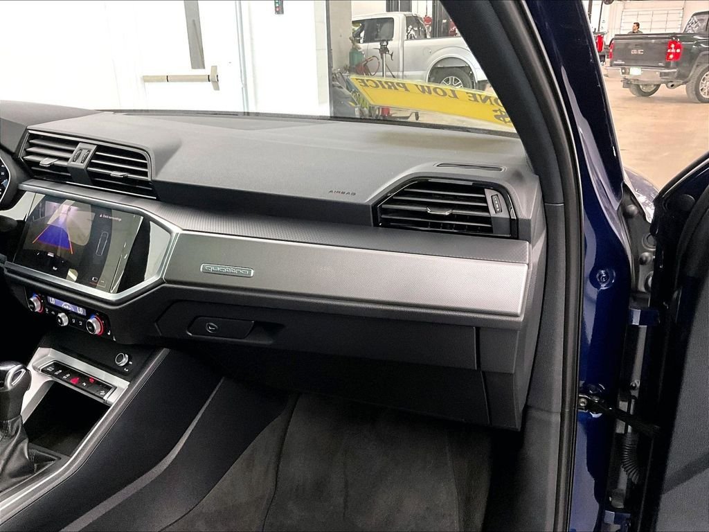 Used 2025 Audi Q3 2.0T Premium AWD/4WD image 13
