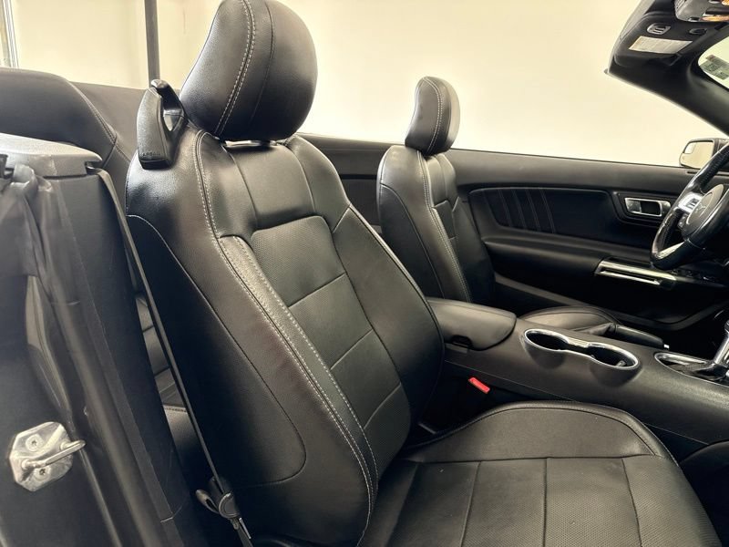 Used 2020 Ford Mustang Premium RWD image 11