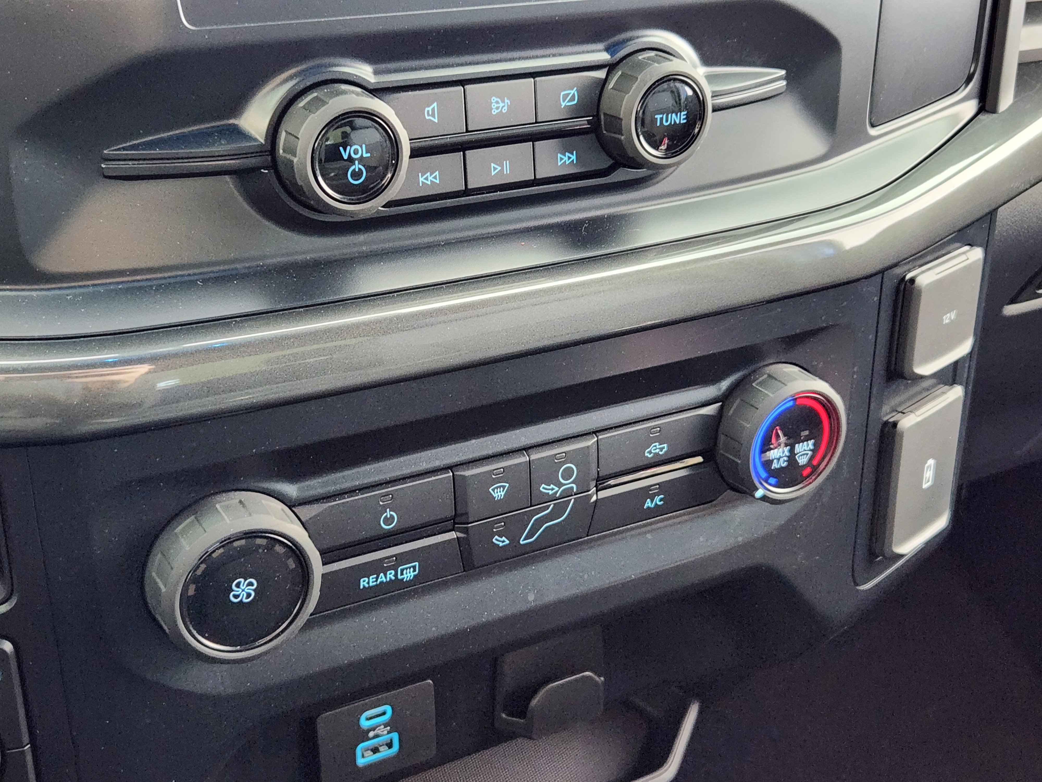 Used 2022 Ford F150 XL w/ STX Appearance Package image 23