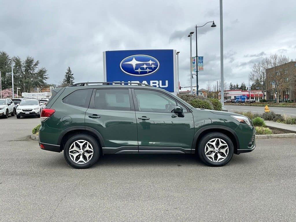 Certified 2023 Subaru Forester Premium image 9