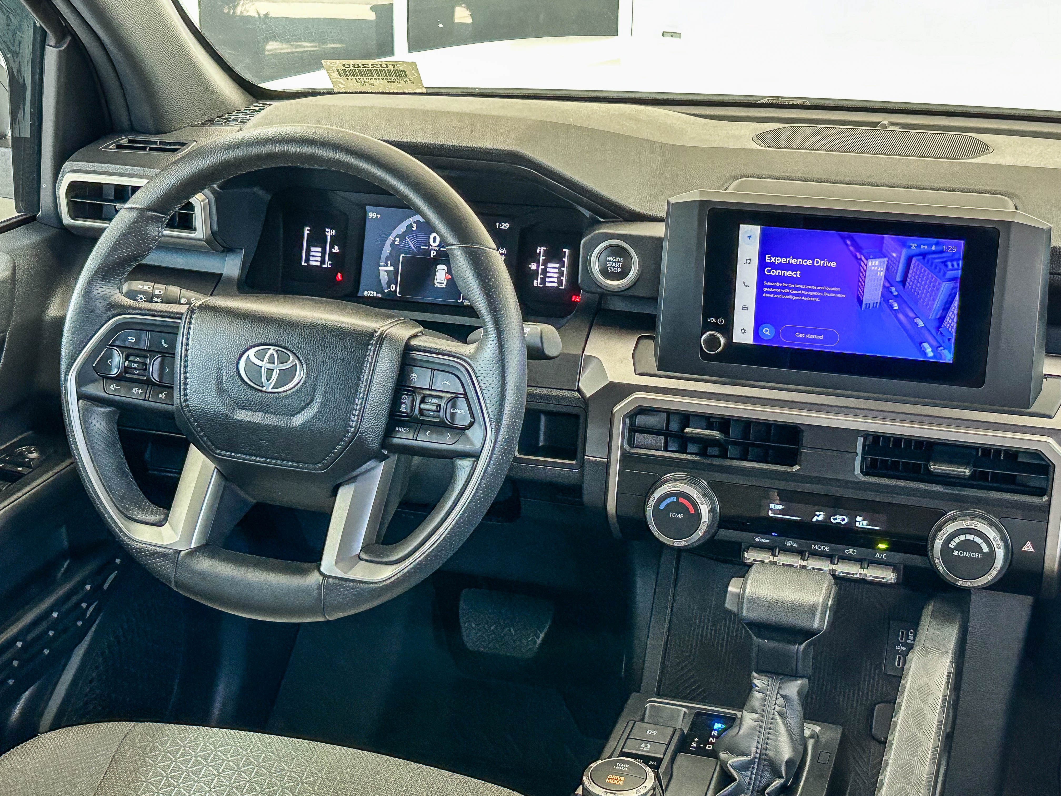 Used 2025 Toyota 4Runner SR5 AWD/4WD image 12