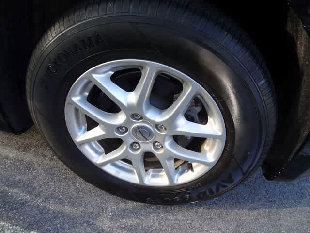 Used 2023 Chrysler Pacifica Touring-L FWD image 8