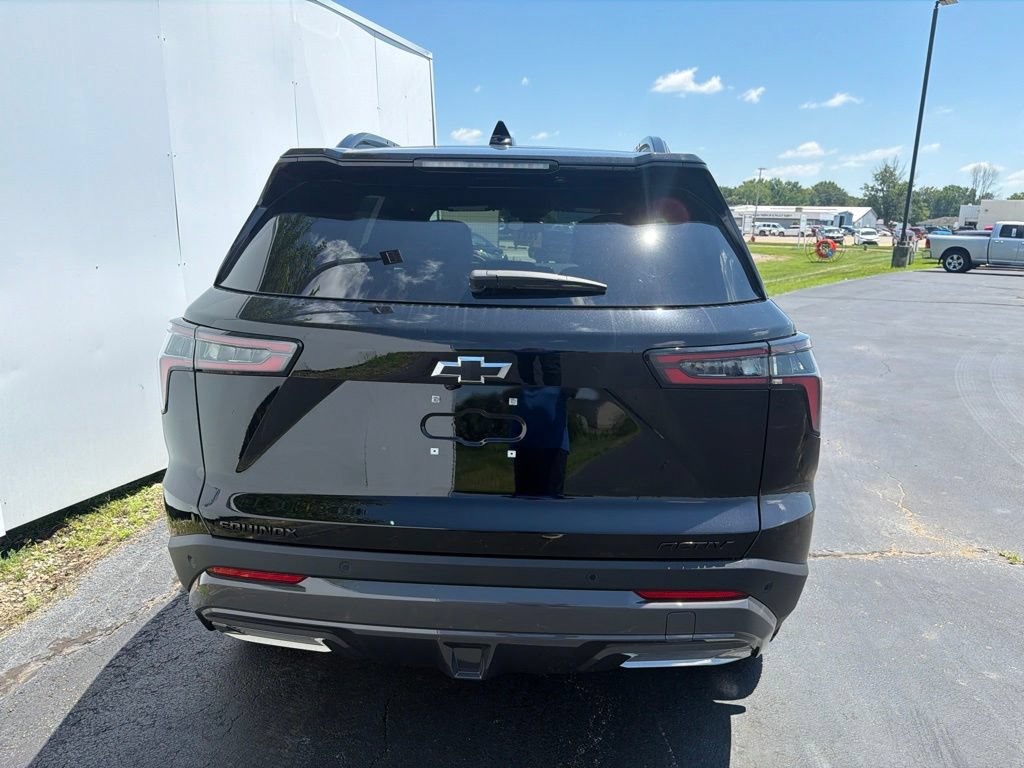 New 2027 Chevrolet Equinox ACTIV w/ LPO, Floor Liner Package FWD image 8