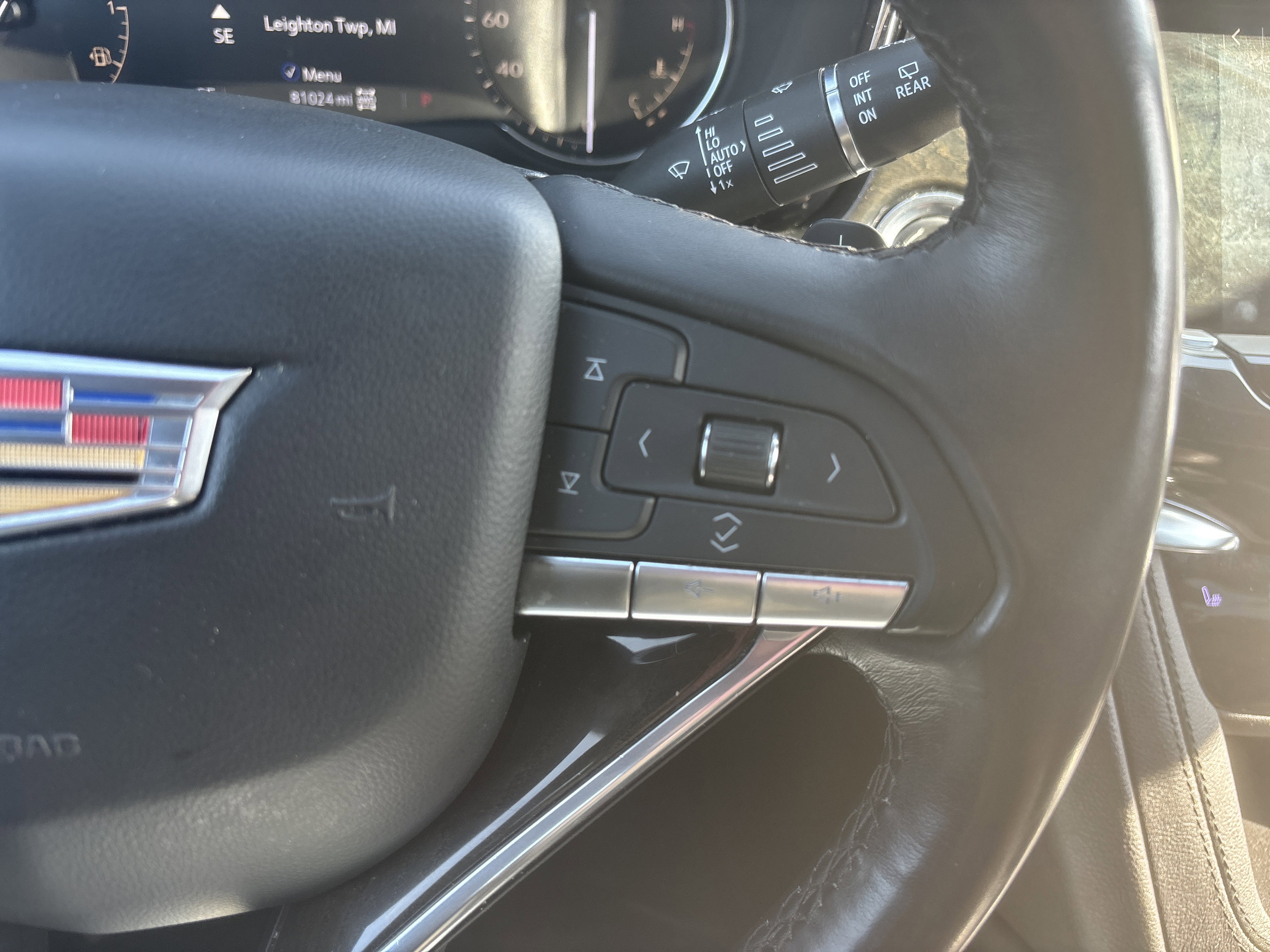 Used 2021 Cadillac XT6 Premium Luxury AWD/4WD image 27