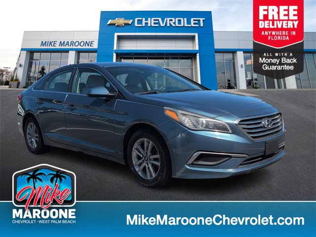 Used 2016 Hyundai Sonata SE image 1