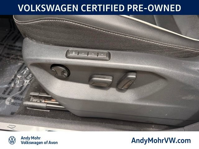 Used 2023 Volkswagen Tiguan SEL R-Line AWD/4WD image 15