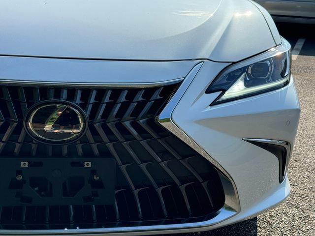 New 2025 Lexus ES 350 w/ Premium Package image 20