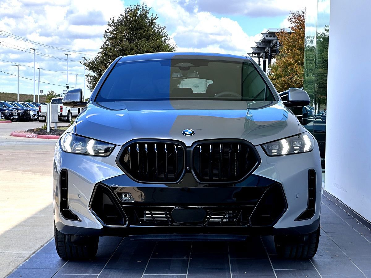 New 2026 BMW X6 xDrive40i w/ Climate Comfort Package image 5
