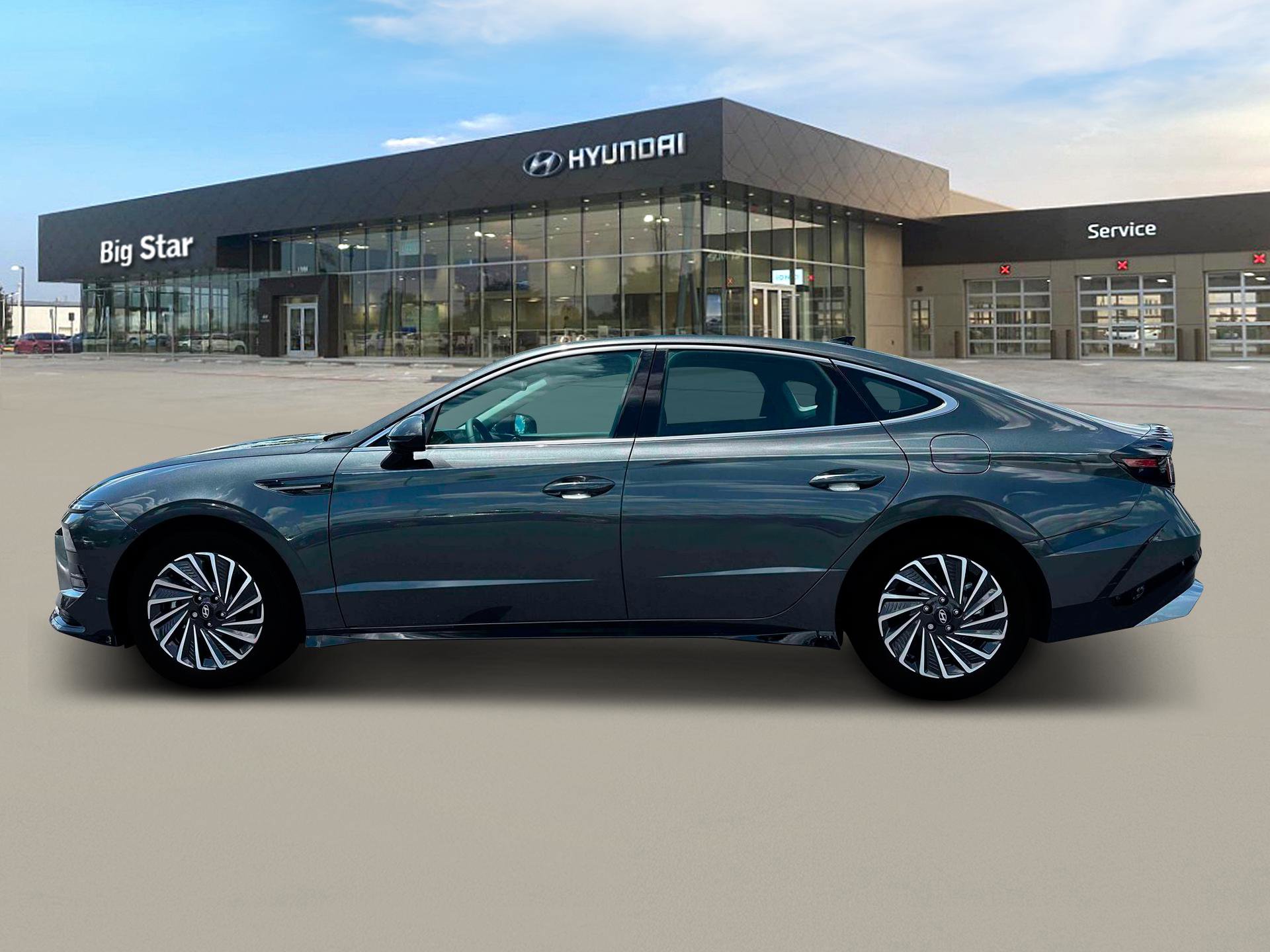 New 2025 Hyundai Sonata SEL image 3