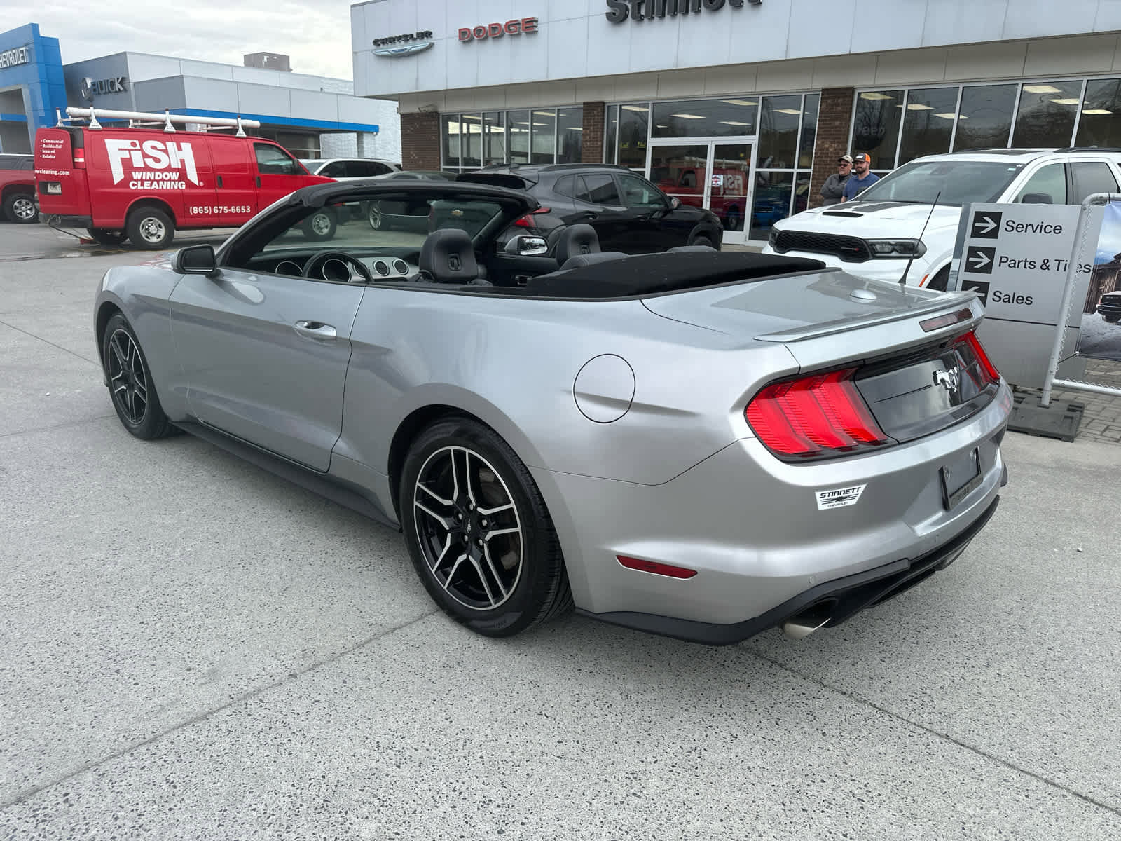 Used 2022 Ford Mustang Premium RWD image 8