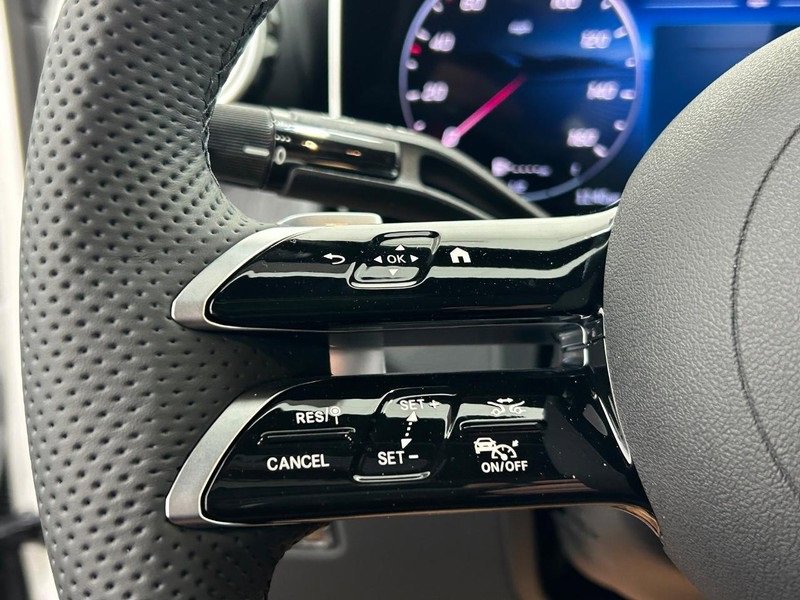 New 2025 Mercedes-Benz GLC 300 4MATIC image 9