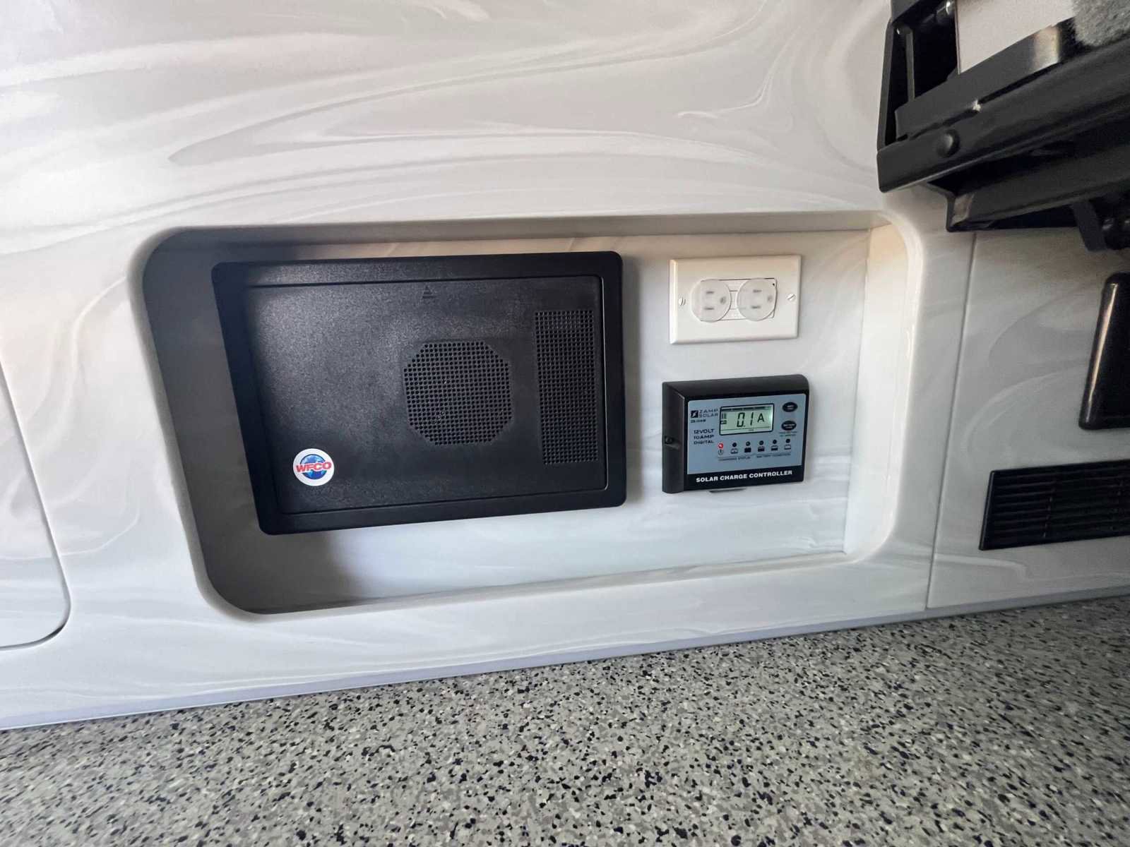 Used 2018 Mercedes-Benz Metris image 13