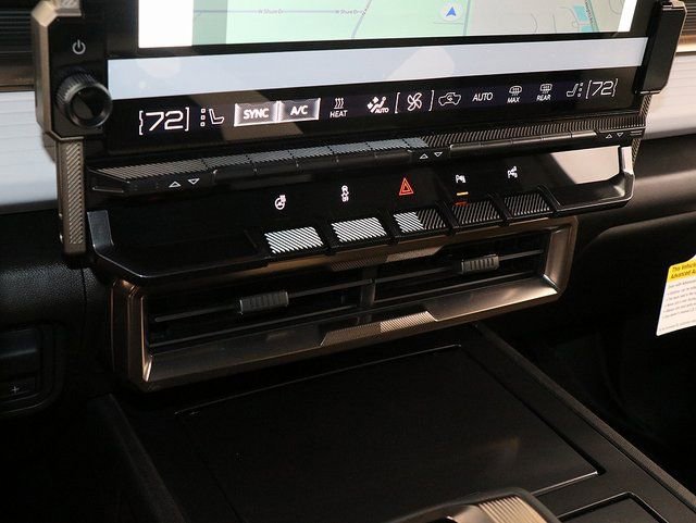 New 2025 GMC Hummer EV 3X w/ LPO, Dark Essentials Package AWD/4WD image 23