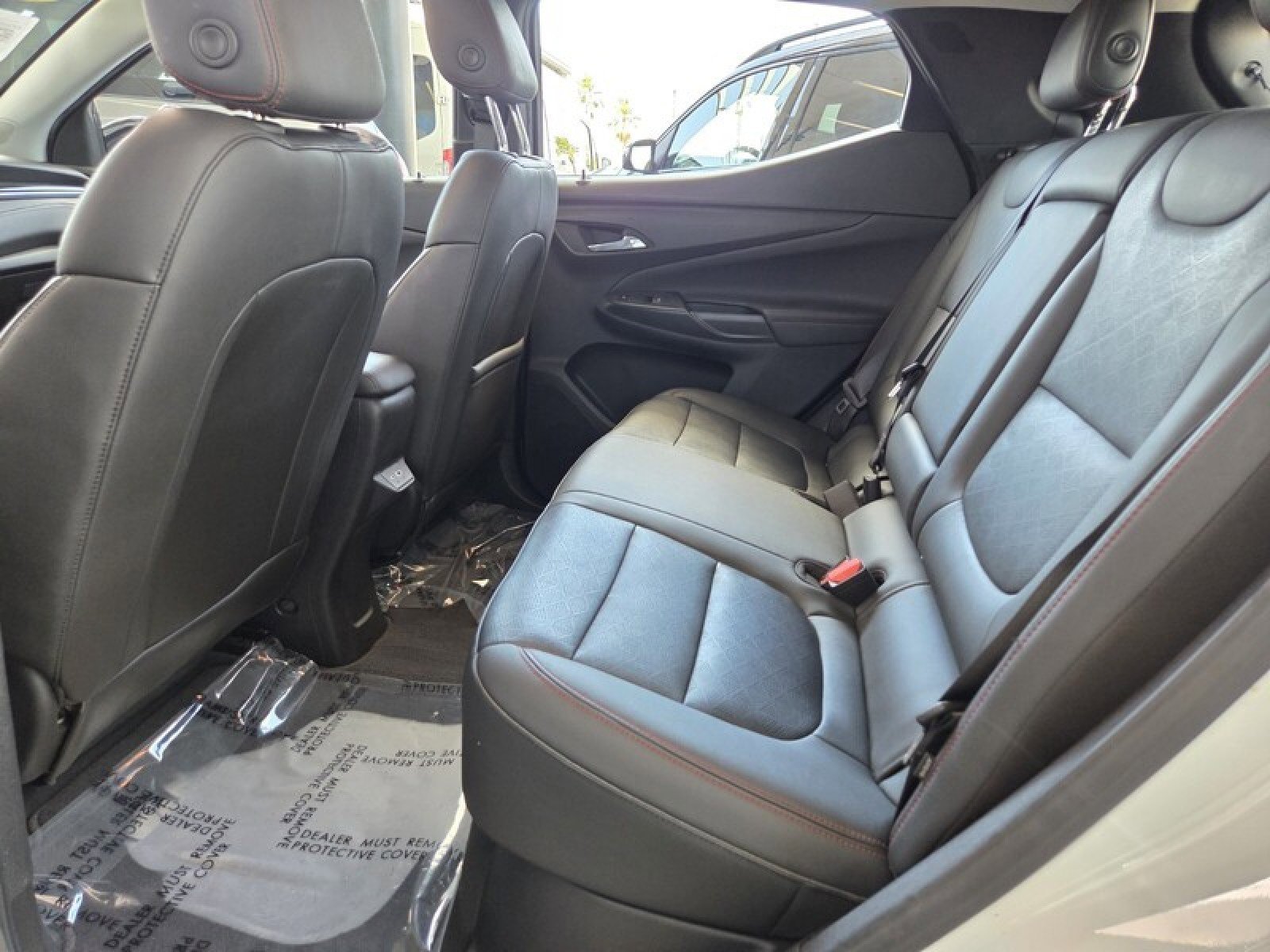 Used 2023 Chevrolet Bolt EUV Premier w/ Sun & Sound Package FWD image 14