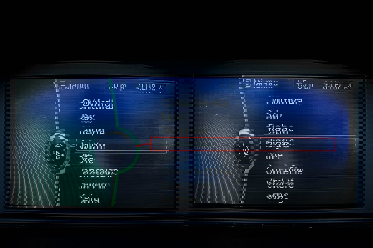 Used 2013 BMW 335is Convertible image 29