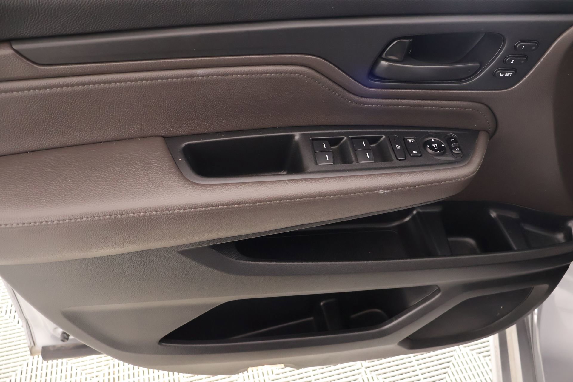 Used 2018 Honda Odyssey Touring image 18