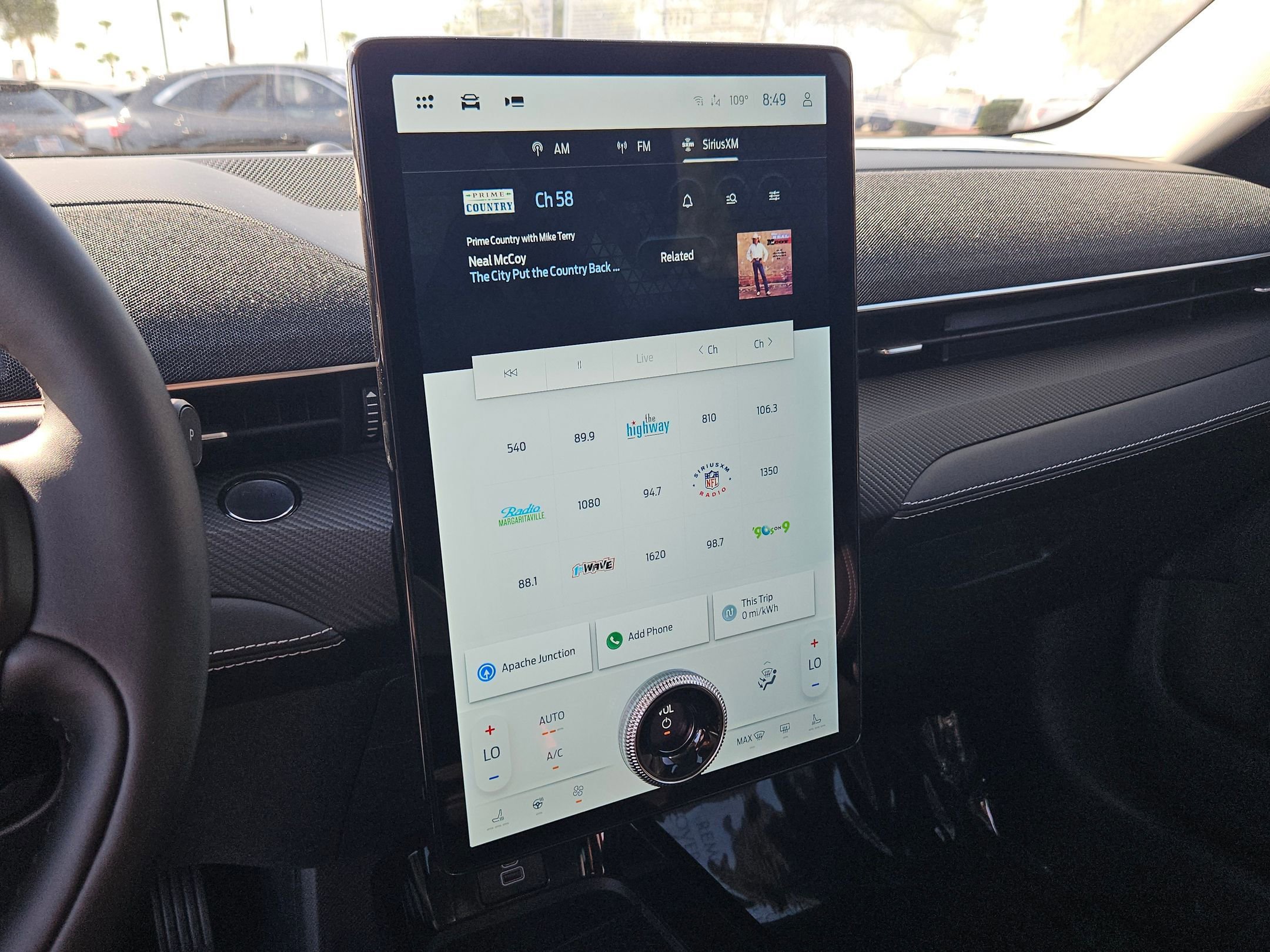 New 2025 Ford Mustang Mach-E Premium image 11