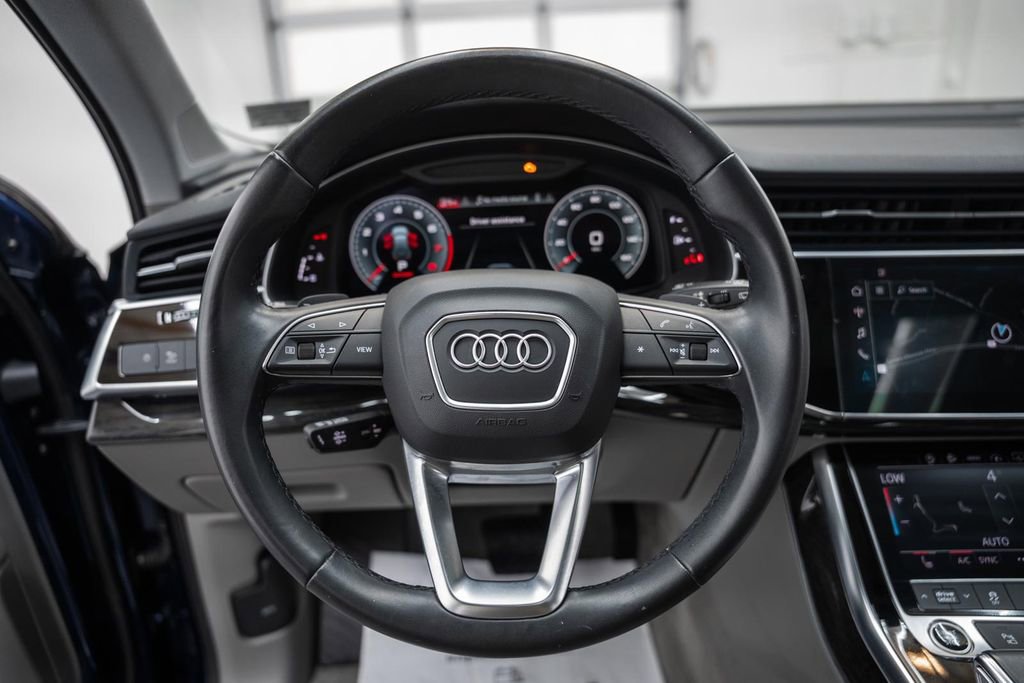 Used 2022 Audi Q7 3.0T Premium Plus w/ Premium Plus Package image 29