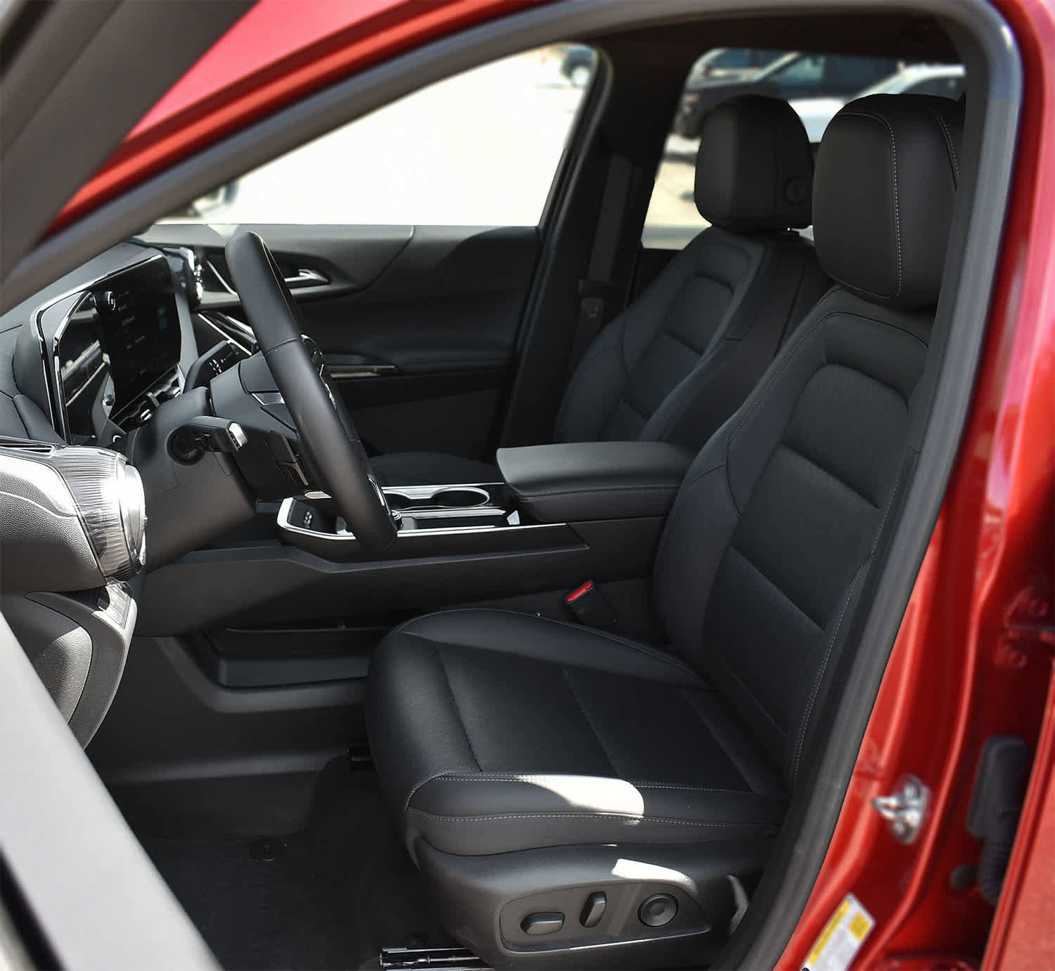 Used 2026 Chevrolet Equinox LT w/ Convenience Package II image 9