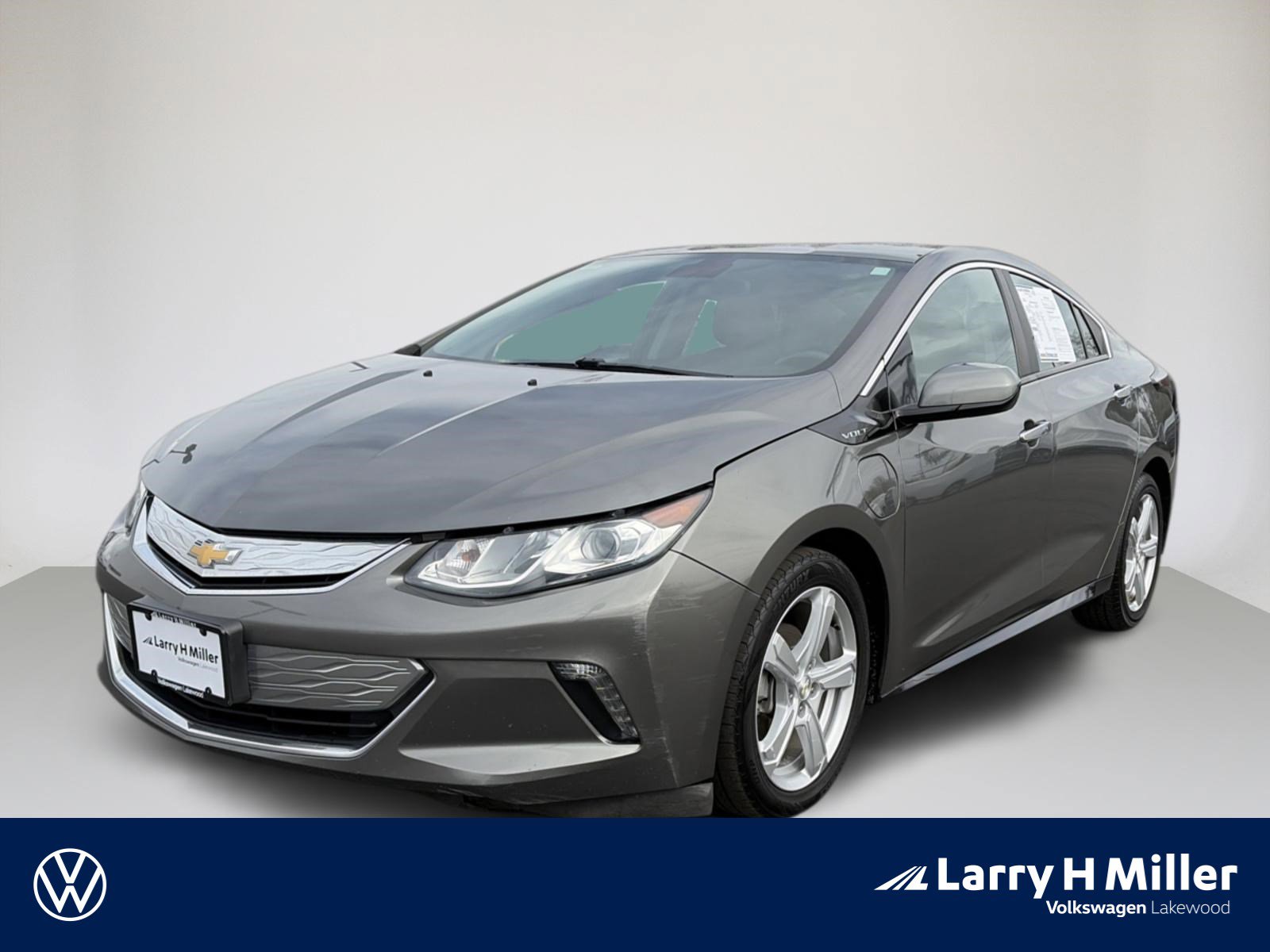 Used 2016 Chevrolet Volt LT image 1